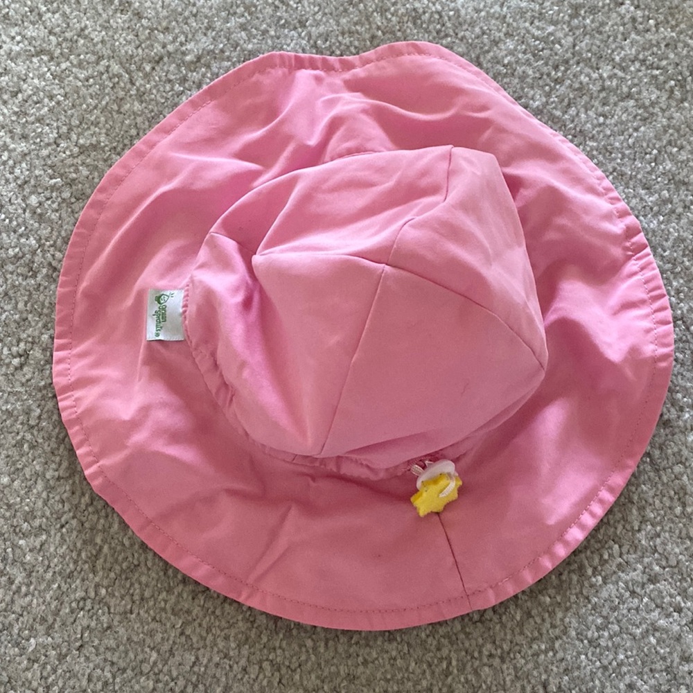 Green Sprouts UPF baby hat